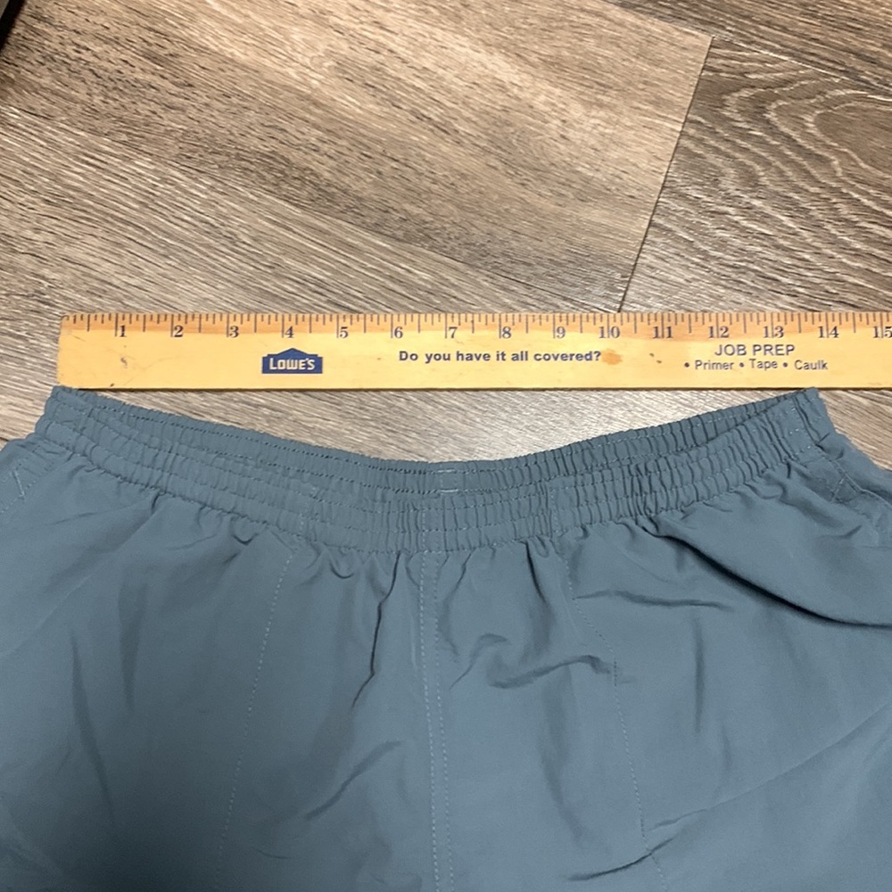 Patagonia Shorts - Picture 2 of 8